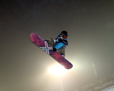 Freerider vacation snowboarder