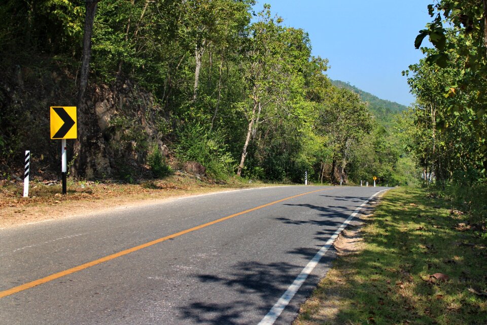Landscape route sign