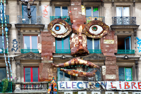 Facade political statement
