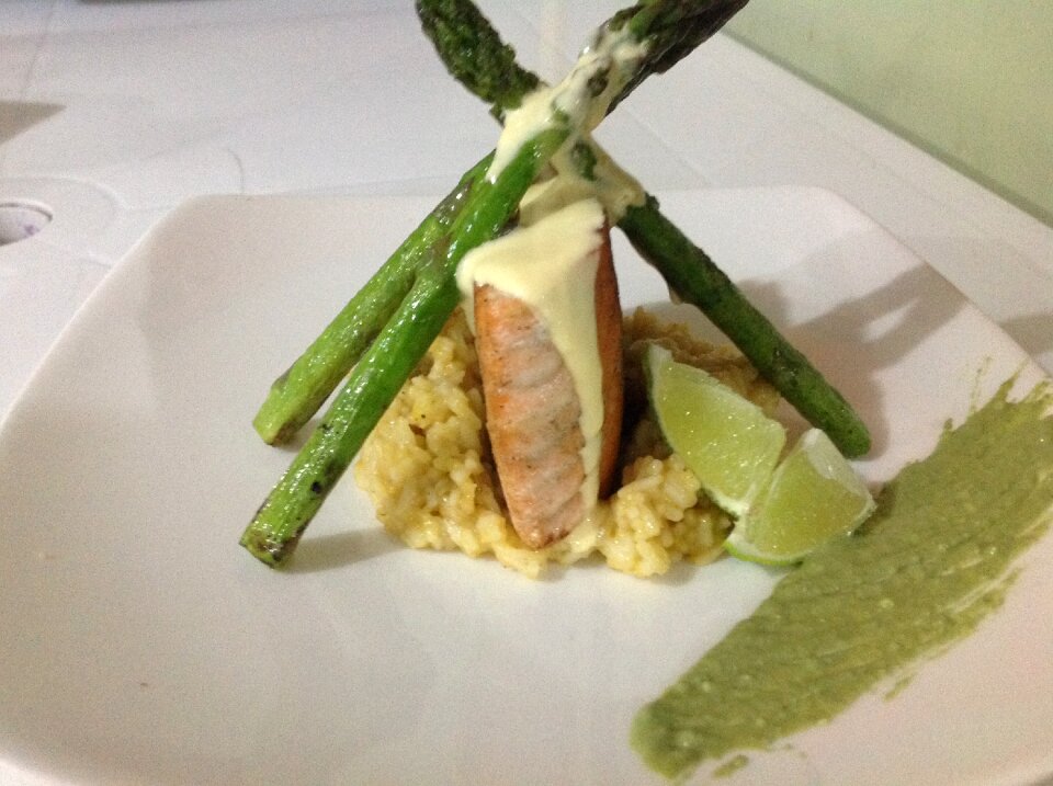 Fish asparagus risotto with fish