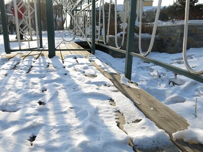 Flooring snow sunshine