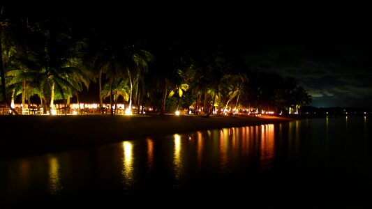 Lankanfushi beach dinner eat