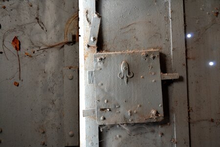 Door lock old