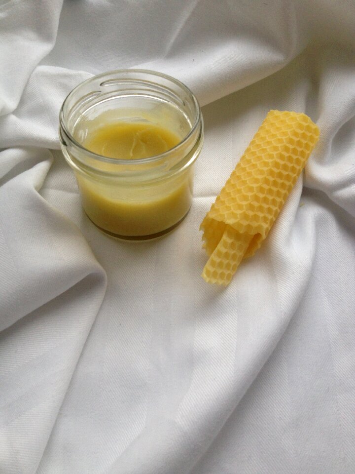 Honey cream homemade