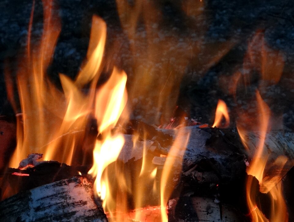 Flame wood border