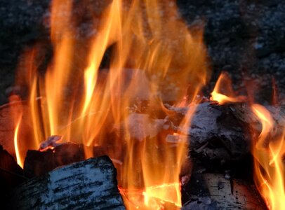 Flame wood border