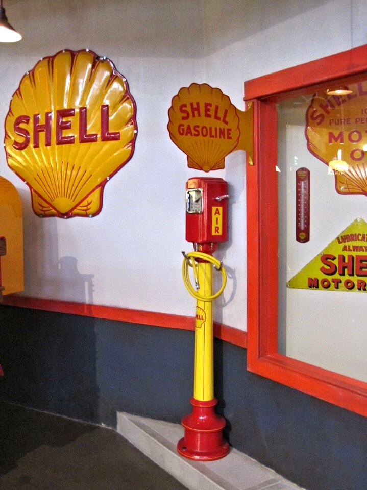 Antique canadian museum