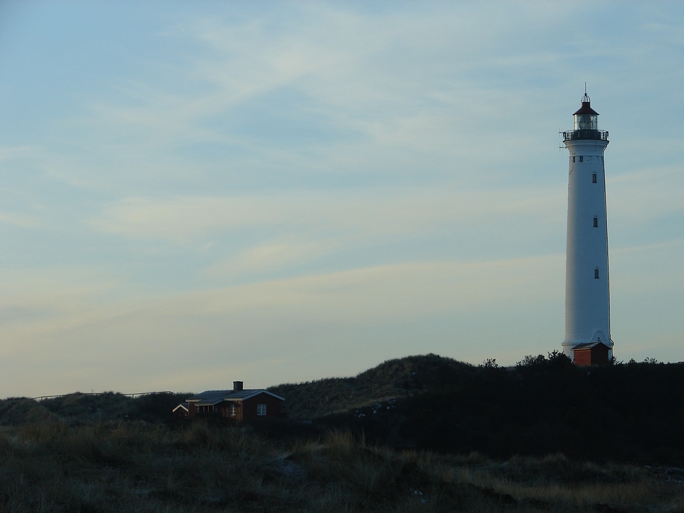 Tower architecture sea