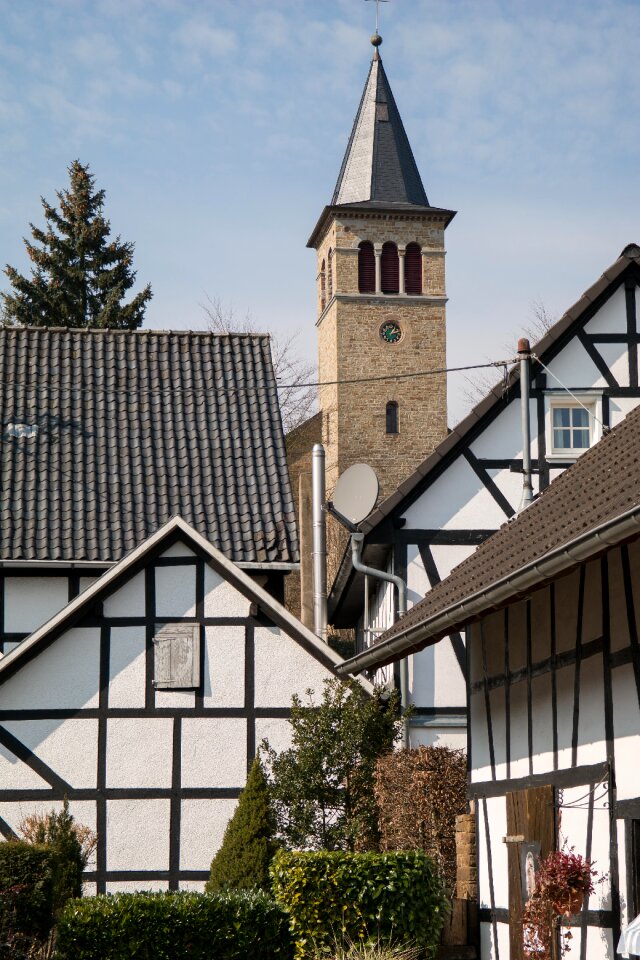 Natural stone truss steeple