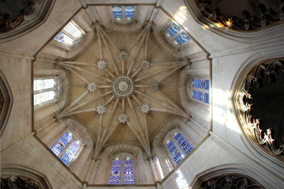Monument church tourism