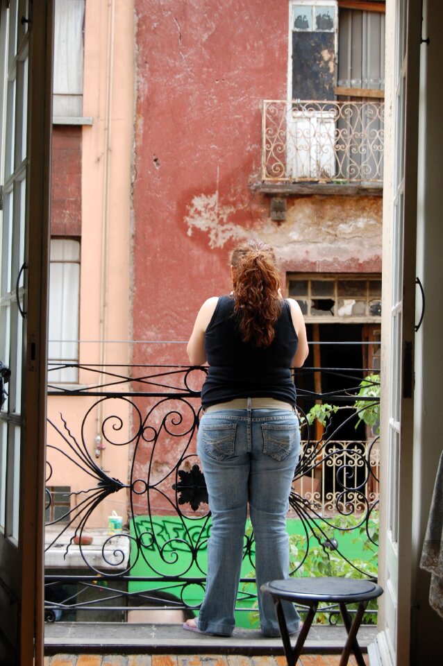 Door balcony back