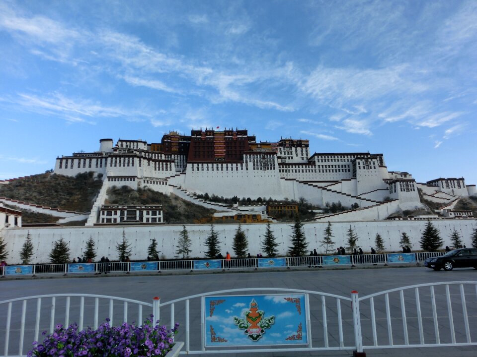 Building palace architecture
