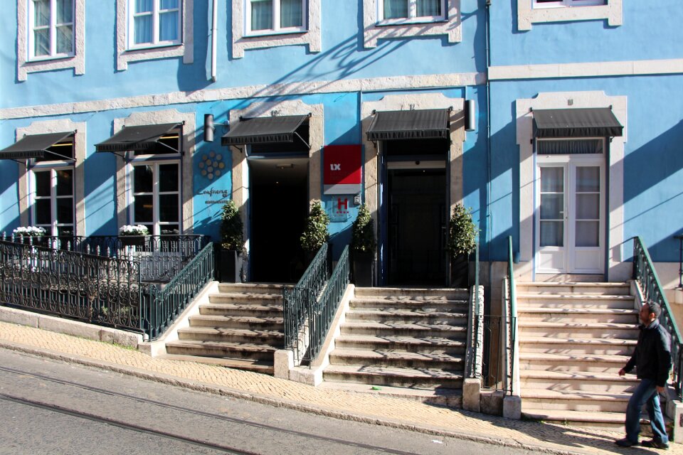 Facade stairs street