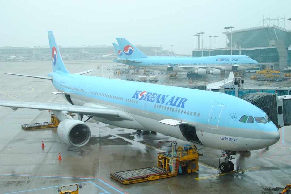 Incheon international airport plane travel