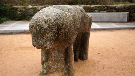 Sculpture boar vetones