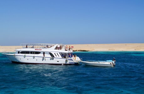 Egypt the red sea ship photo