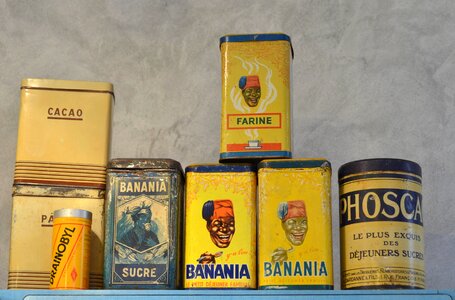 Flea market boxes breakfast