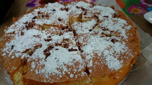 Cake pastry powdered sugar