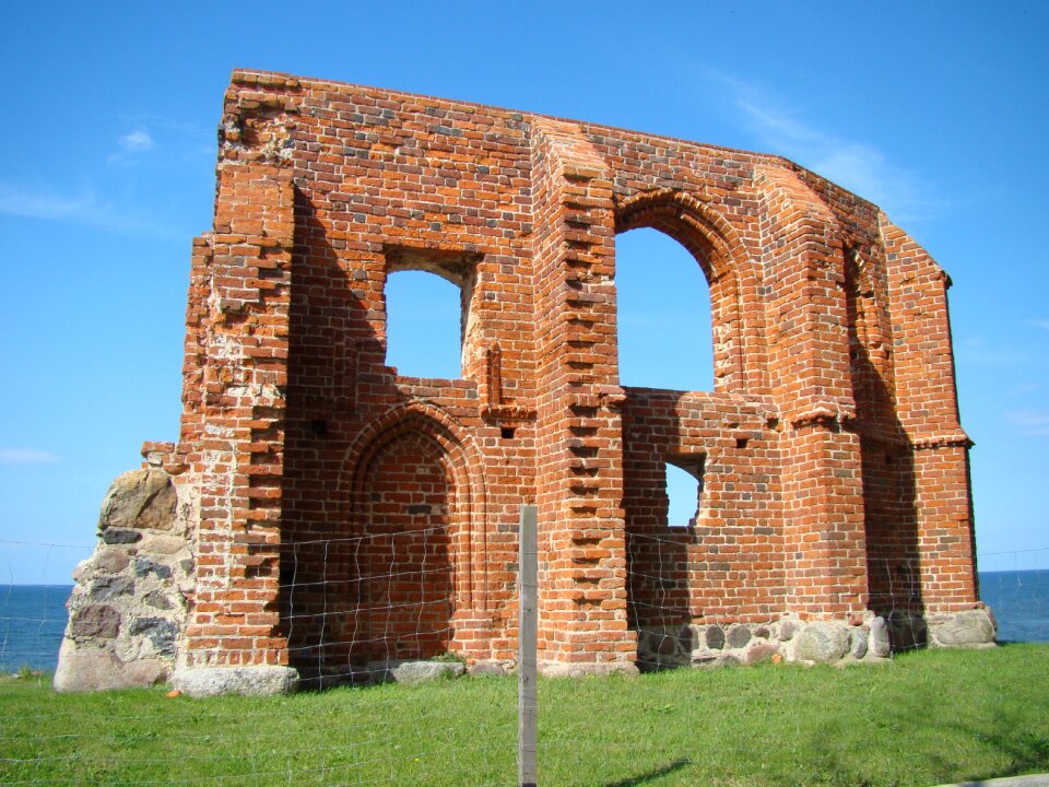 Trzęsacz the ruins of the church