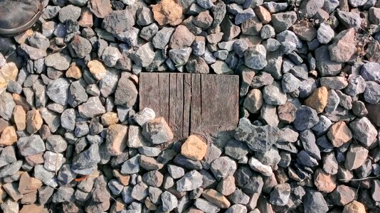 Track threshold train