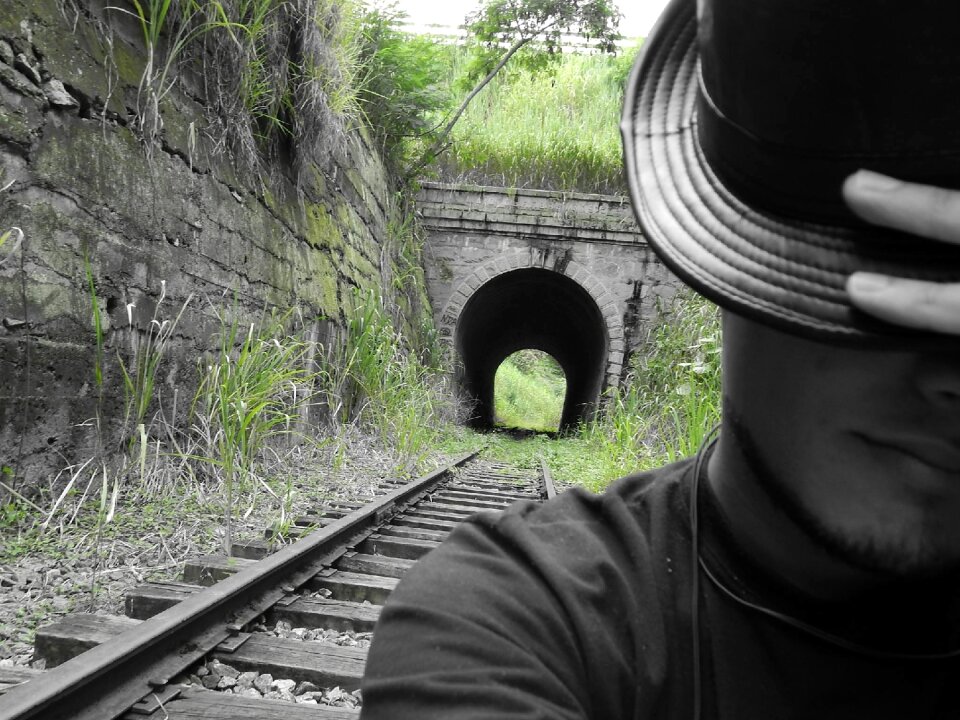Color selective green