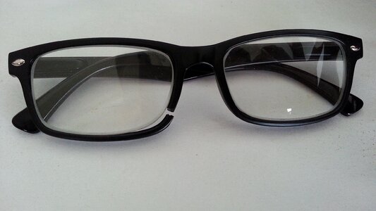 Glasses the woodlands broken