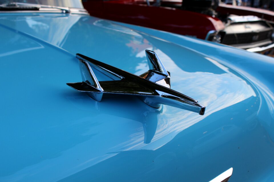Car classic ornament