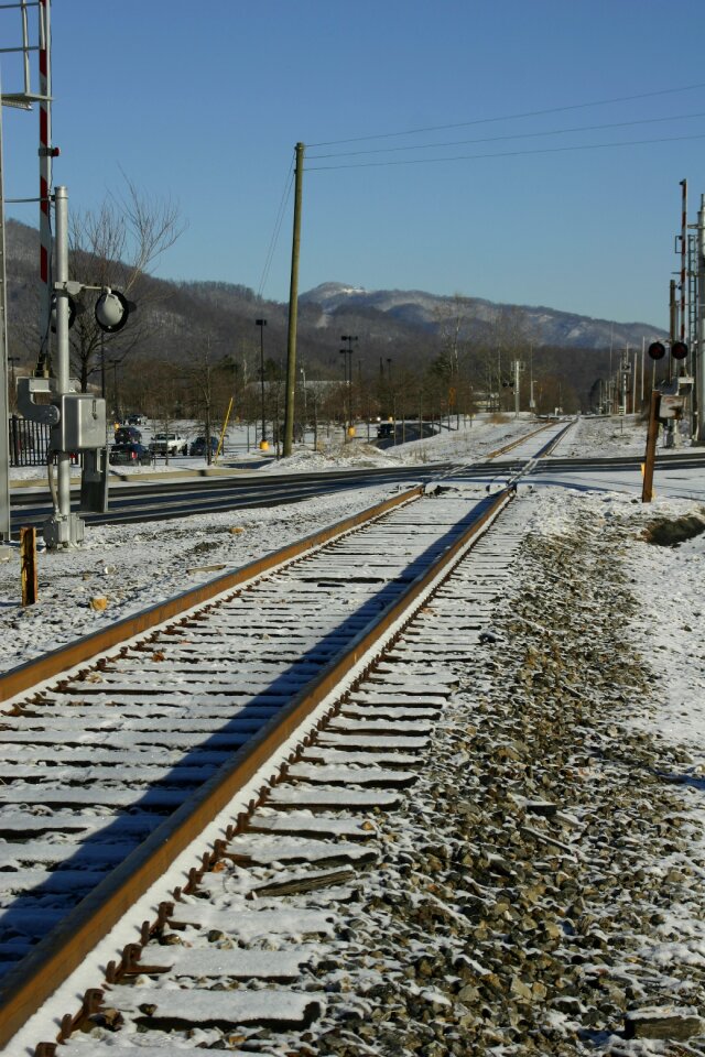 Winter transportation railway