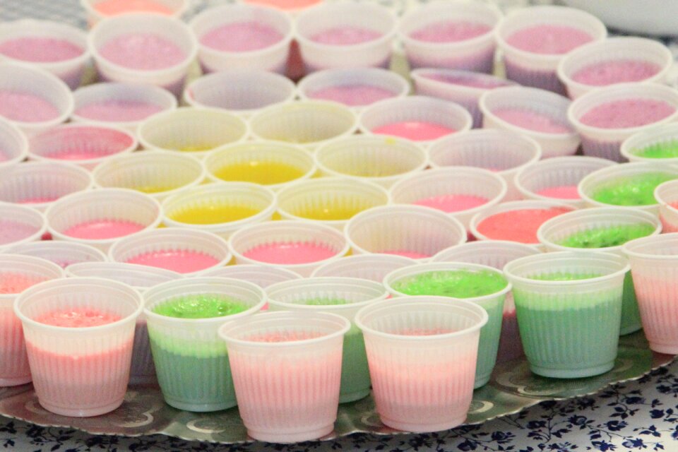 Pastry gelatine cups