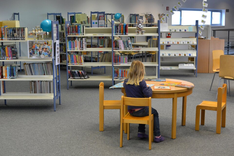 Library books read photo