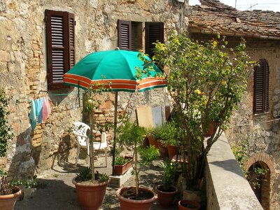 Tuscany sun parasol
