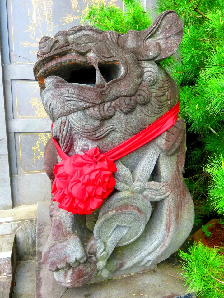 Stone lions evil shishi