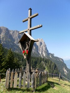 Cross mountain nature