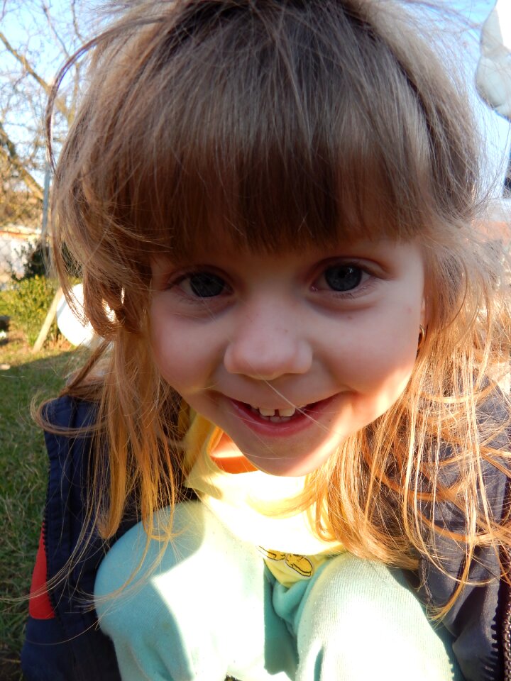 Spring adelka sister
