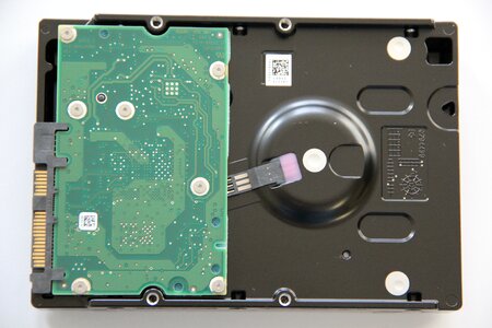 Hard drive memory hardware