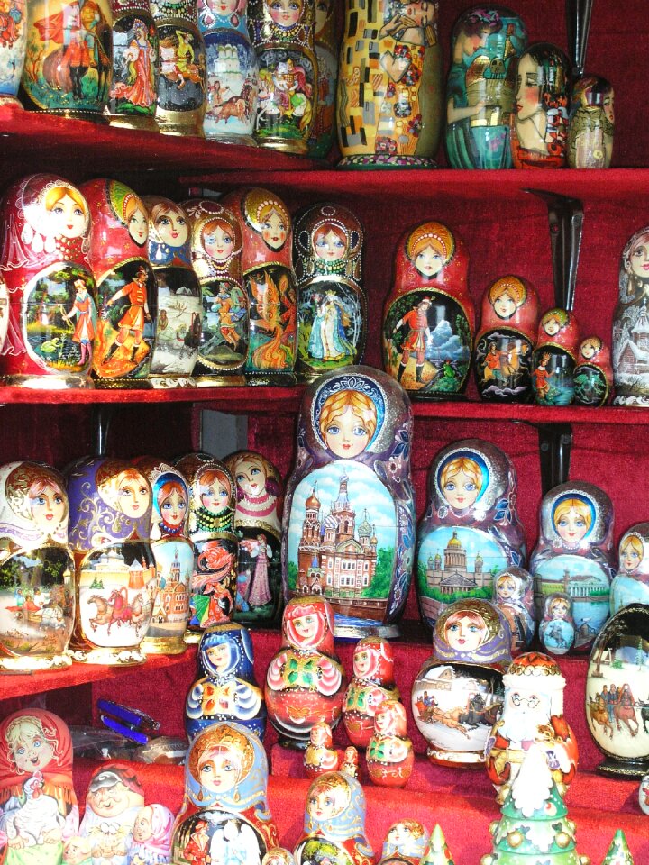 Mamoeschka russia dolls