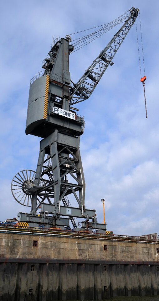 Work hamburg harbor