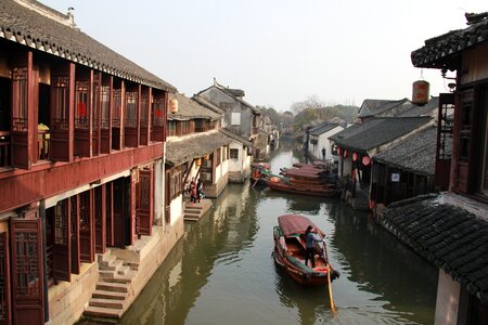 Jiangnan houses the scenery