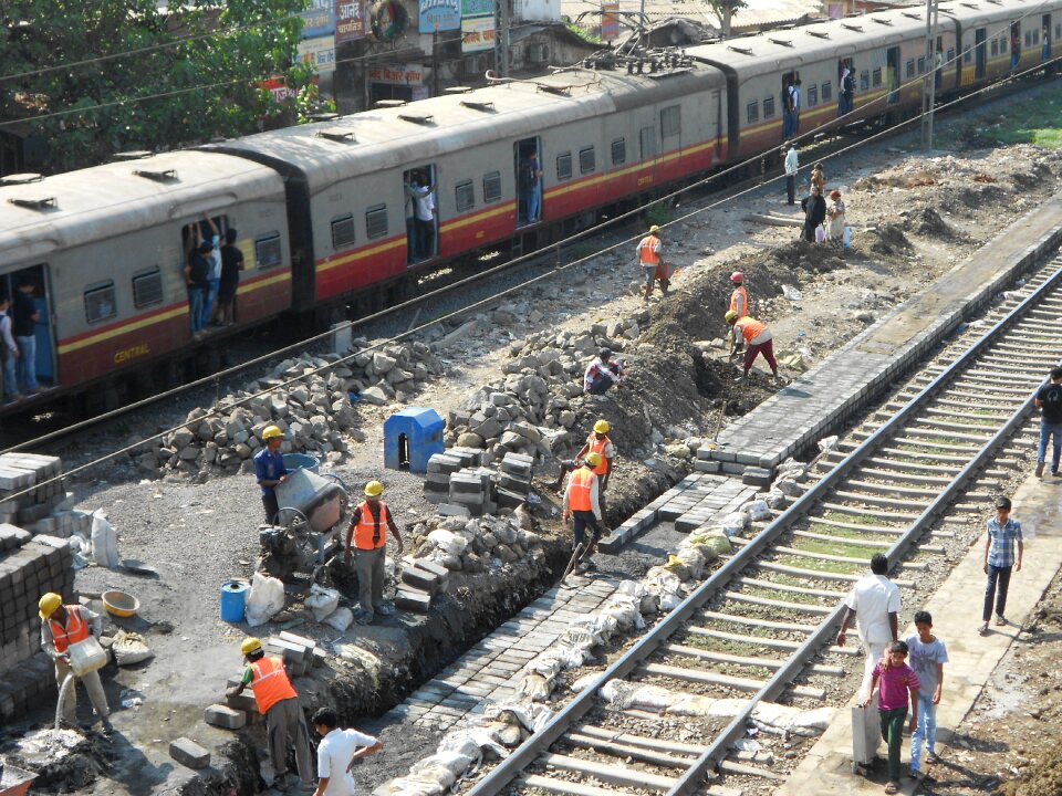 Rail construction transport
