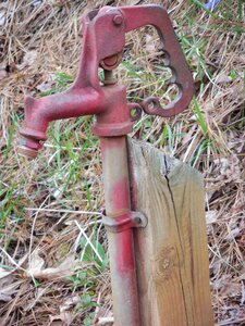Equipment pipe system