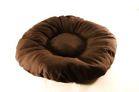 Pillow bronze material