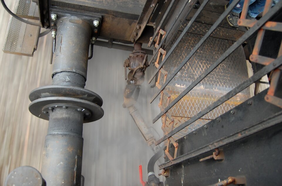 Railway wagon track