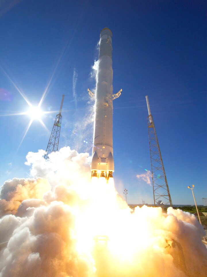 Launch flames propulsion