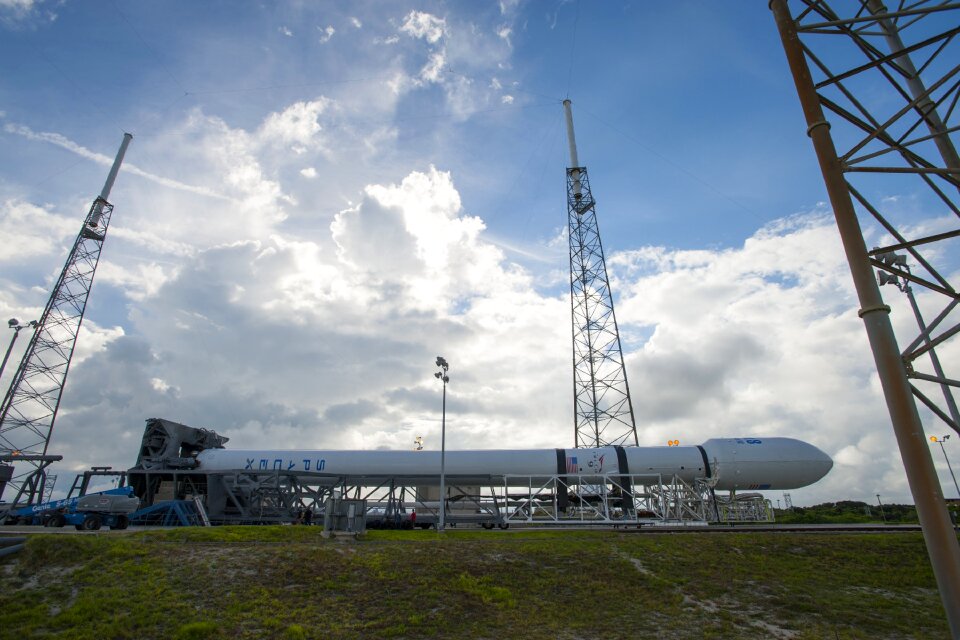 Spacex industries development