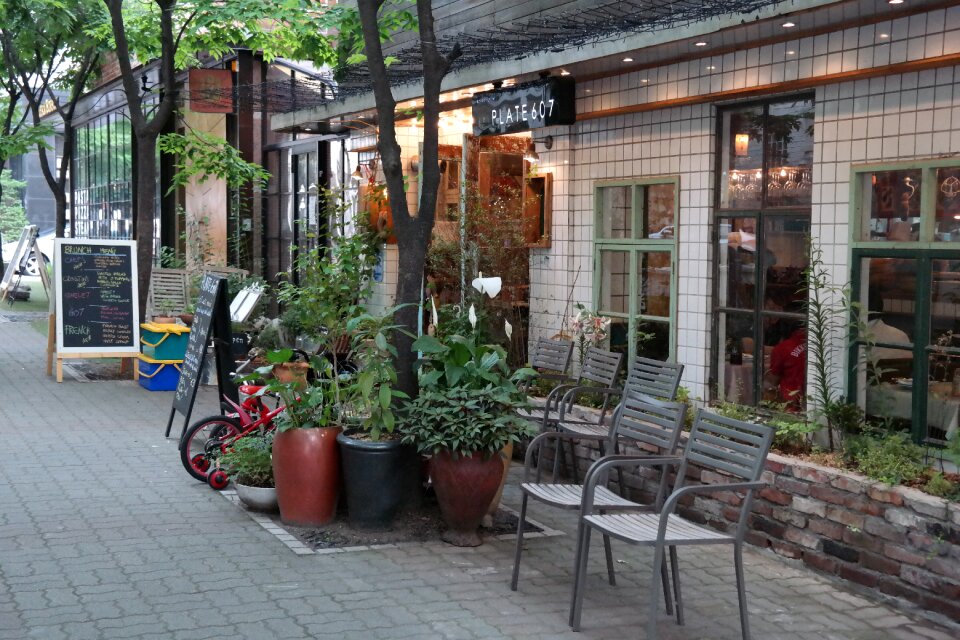 Cafe correction street cafe