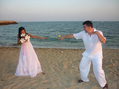 Love couple sea