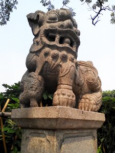 Chinese culture momentum sculpture