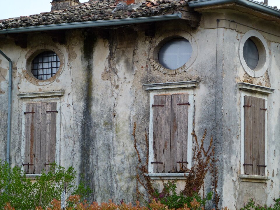 Old building dilapidated shabby