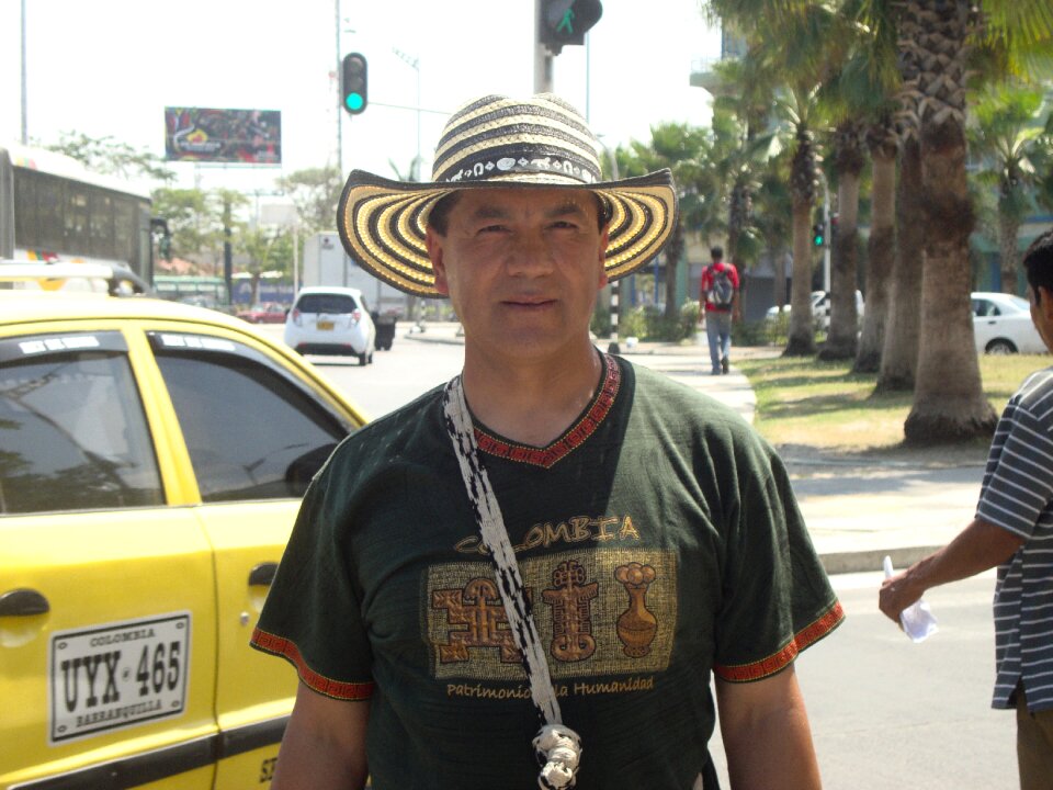 Colombia walk bolivar tourist