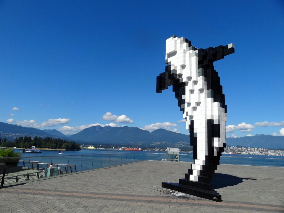 Vancouver mountain statue